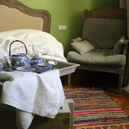 Apartment Retro Big With Two Balconies And Lift Karlovy Vary